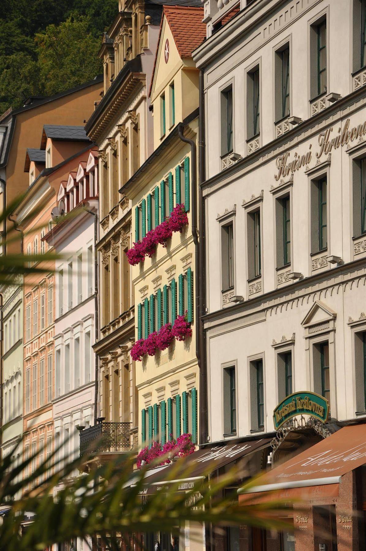 Hotel Maltezsky Kriz Karlovy Vary Exterior photo
